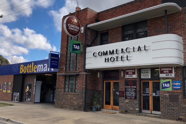 Exterior of Commercial Hotel Broadford